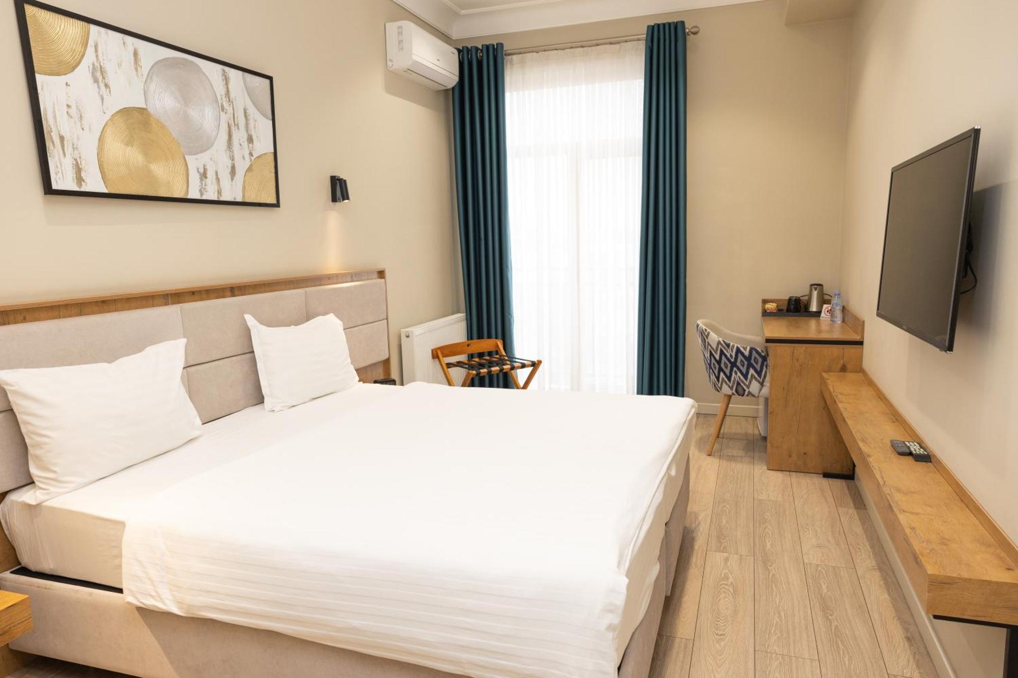 Hotel Marwa Tashkent Pool&Spa Luaran gambar